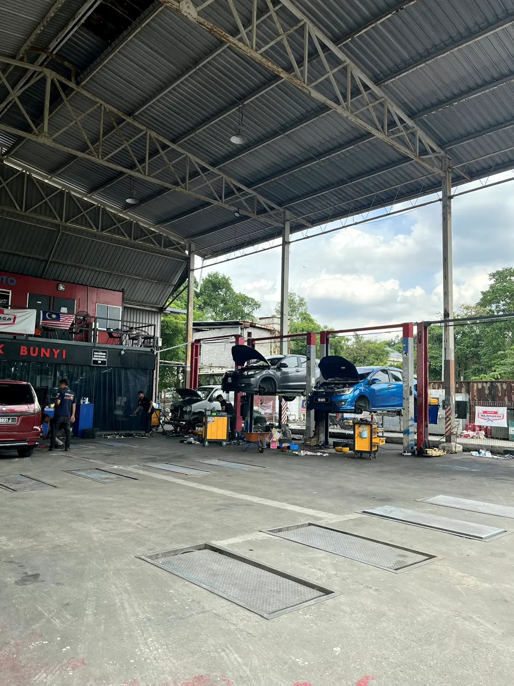 Diagnosis dan check bunyi kereta pelanggan